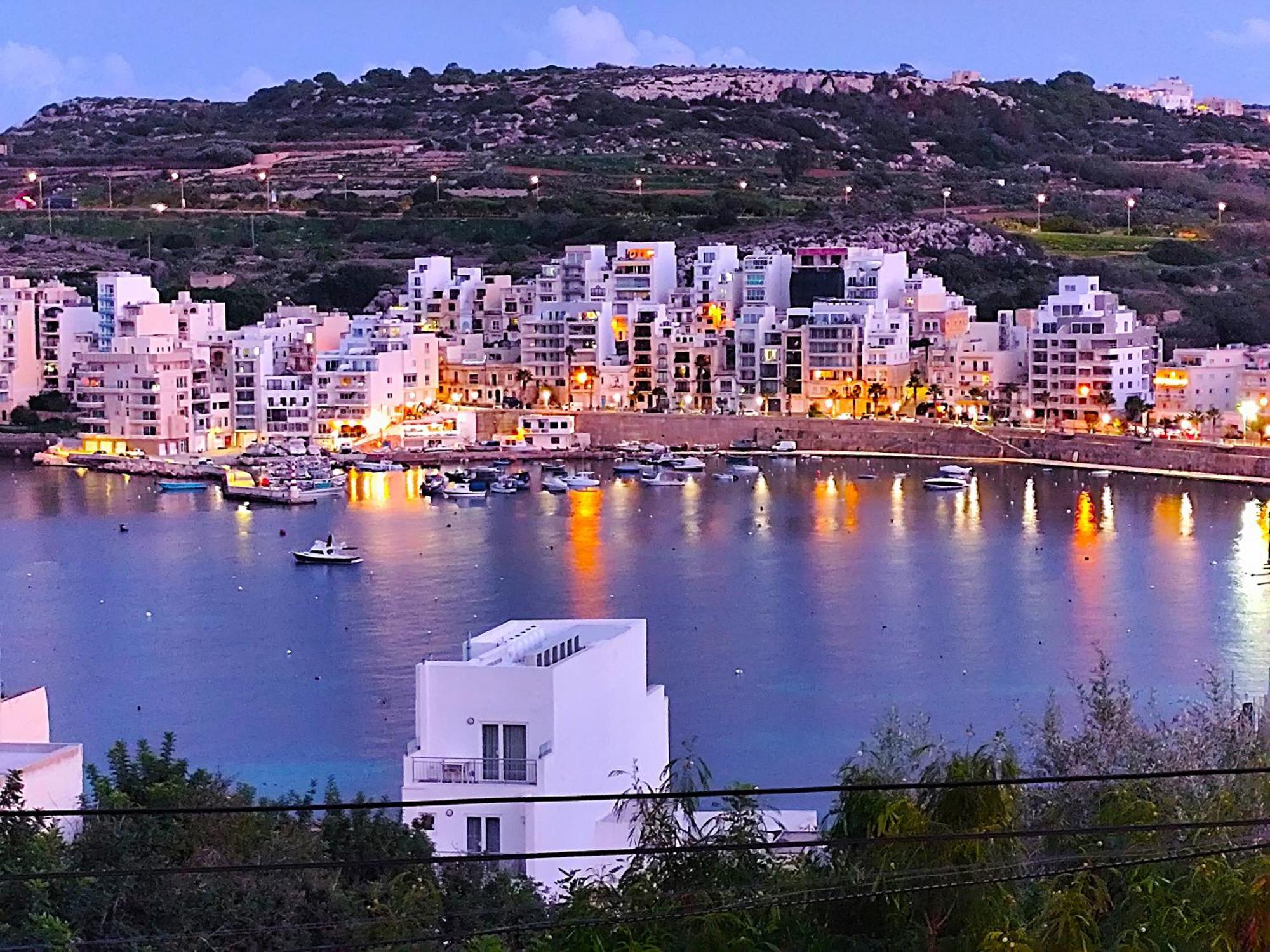 Sea Breeze Bliss - Self Check-In Apartman San Pawl il-Baħar Kültér fotó