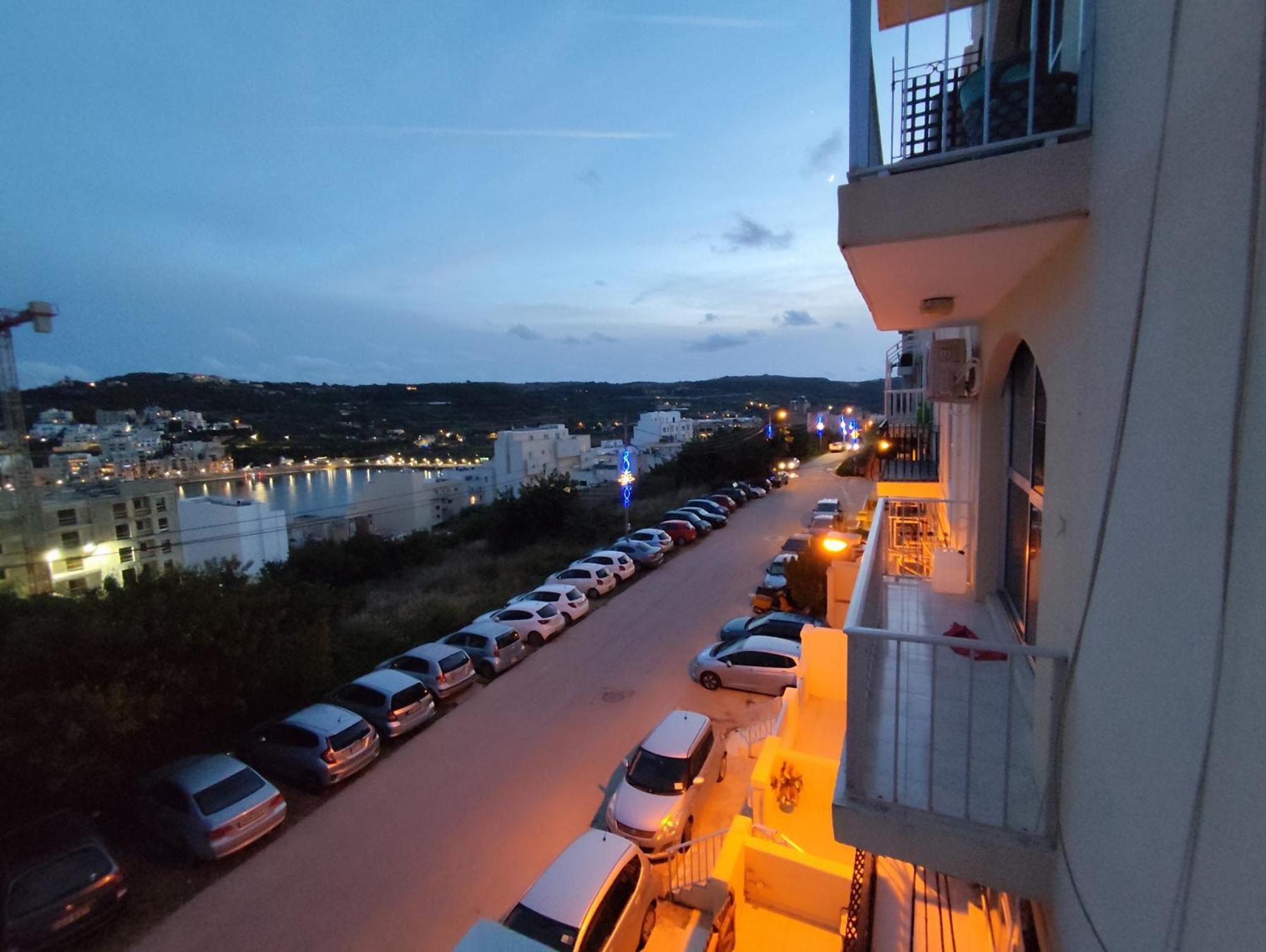 Sea Breeze Bliss - Self Check-In Apartman San Pawl il-Baħar Kültér fotó